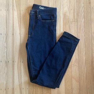 GAP 1969 Resolution True Skinny High Rise